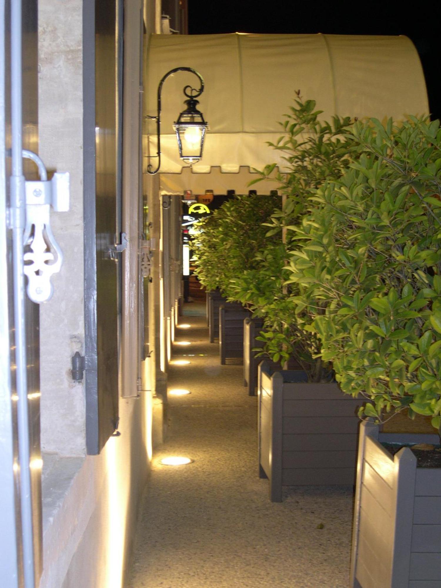 Logis Hotel - Restaurant Maison Claude Darroze Langon  Eksteriør billede