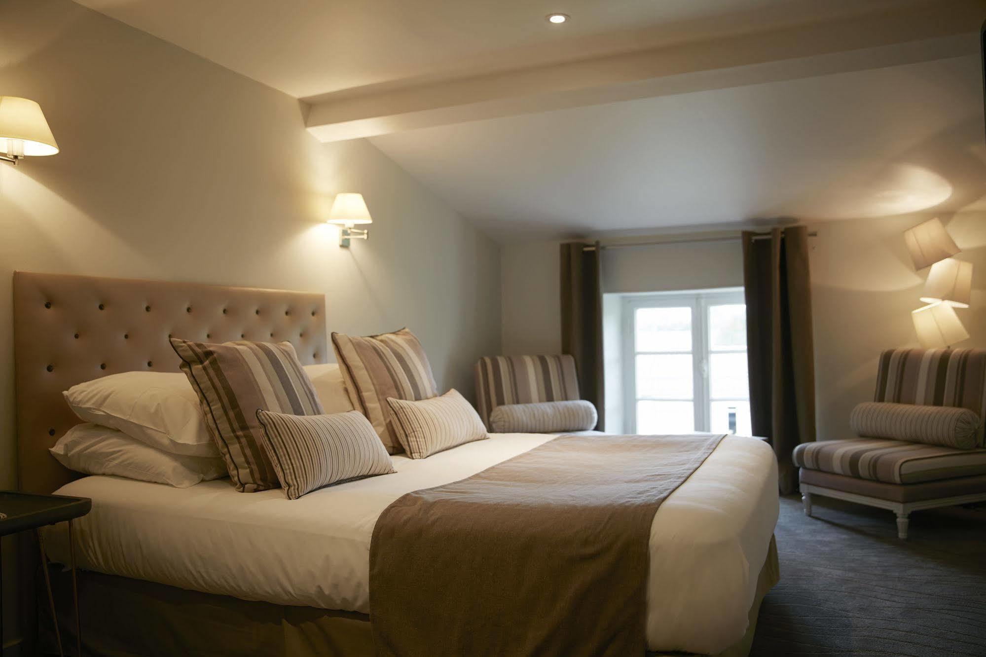 Logis Hotel - Restaurant Maison Claude Darroze Langon  Eksteriør billede